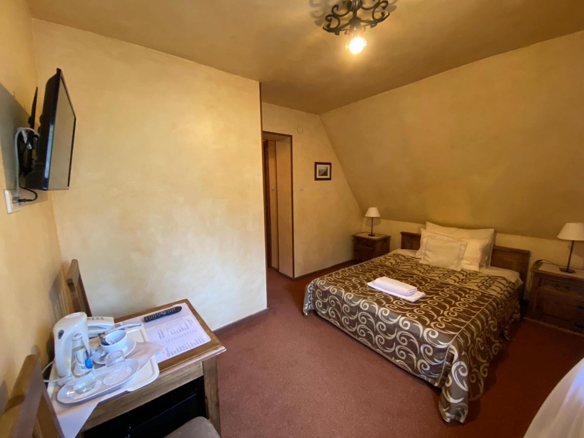 Hotel Dwor Karolowka Закопане Екстер'єр фото