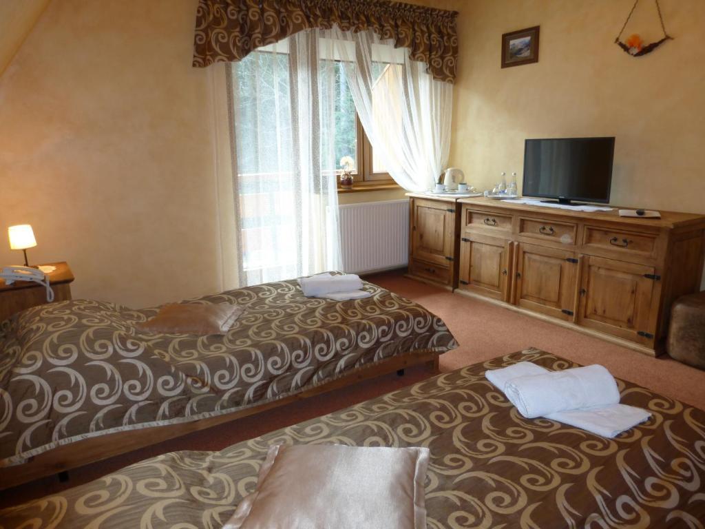 Hotel Dwor Karolowka Закопане Екстер'єр фото